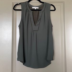LOFT green sleeveless blouse